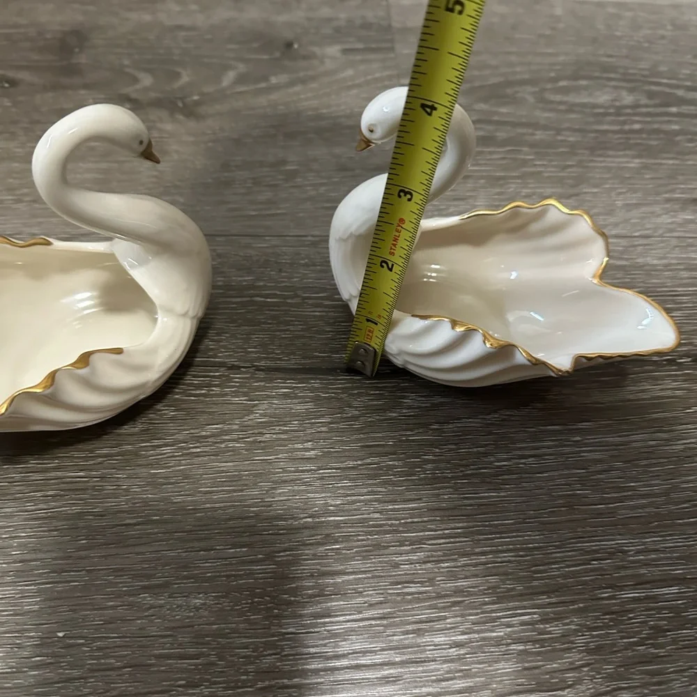 Lenox Cream and 24k Gold Porcelain Swan Trinket Bowls - Picture 6 of 8